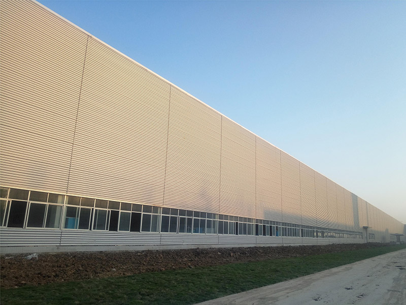 荊門獵豹汽車工業(yè)園建設(shè)項目裝配聯(lián)合廠房9萬平方 (12).jpg