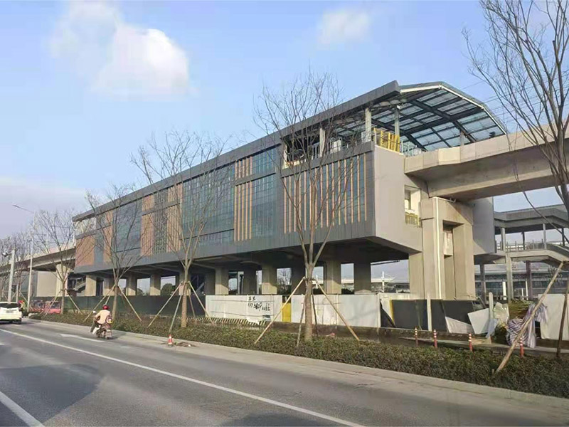 杭海城際鐵路裝修1標許村鎮站、海寧高鐵站幕墻工程 (2).jpg